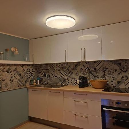 Appartement Cosy 2/4 Personnes La Roquebrussanne Buitenkant foto