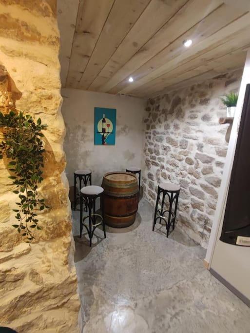 Appartement Cosy 2/4 Personnes La Roquebrussanne Buitenkant foto