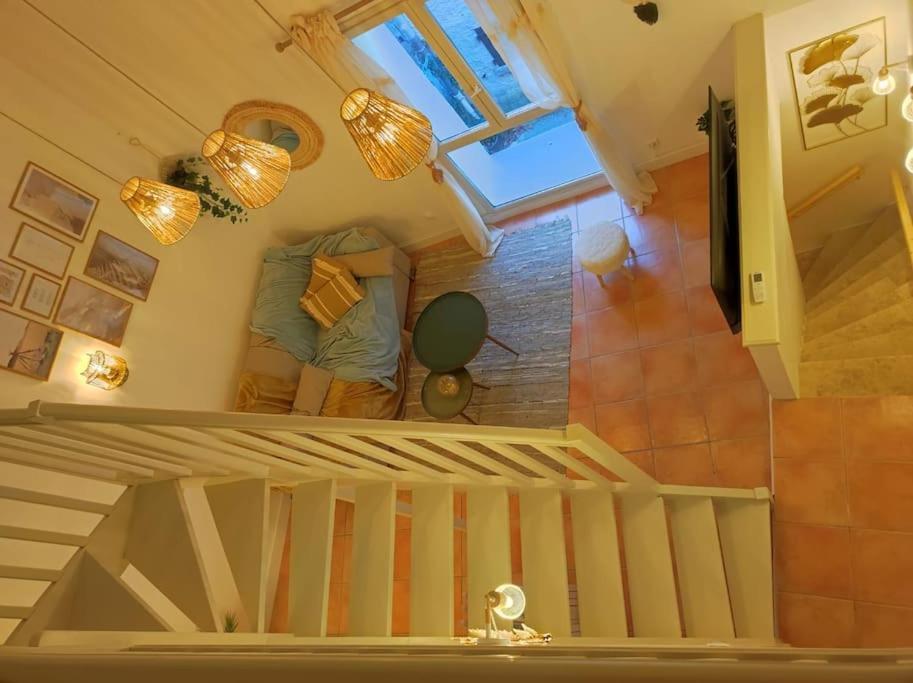 Appartement Cosy 2/4 Personnes La Roquebrussanne Buitenkant foto